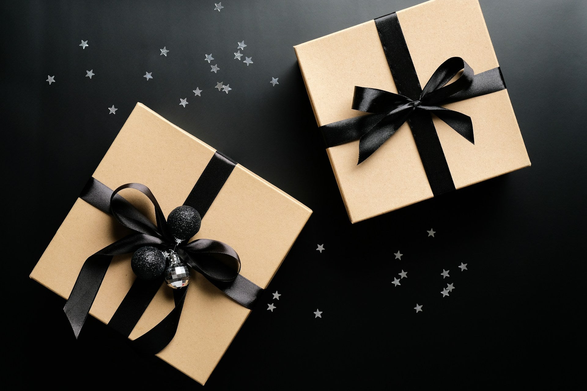 How Personalized Gifts Can Strengthen Friendships