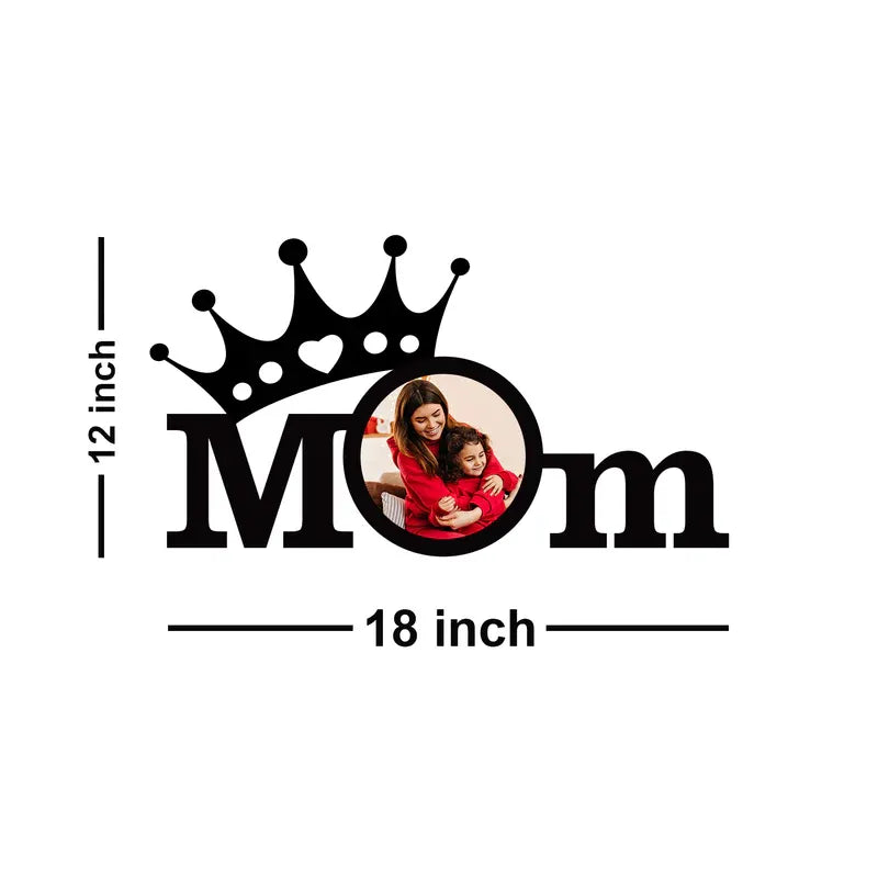 Decorative vinyl decal with 'Mom' text and a photo placeholder on a white background