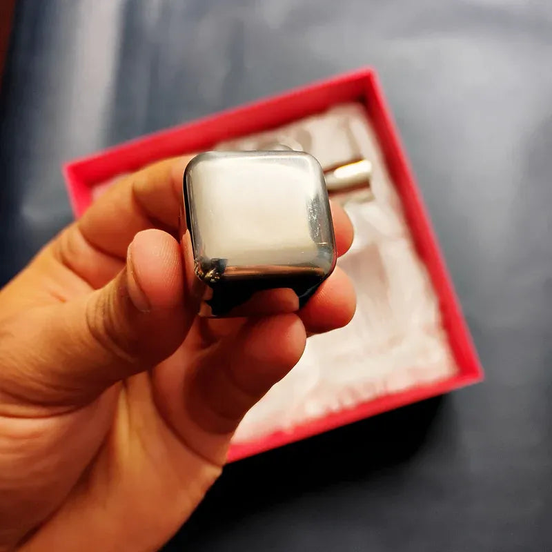 whiskey gift set with stainless steel ice cube